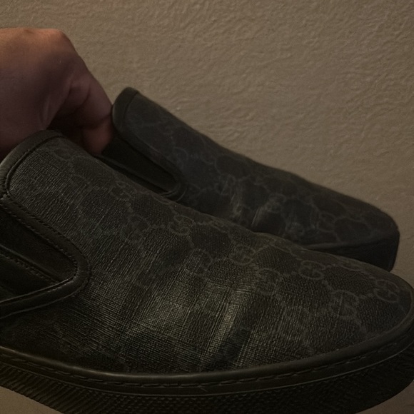 Gucci slip ons - Picture 2 of 4